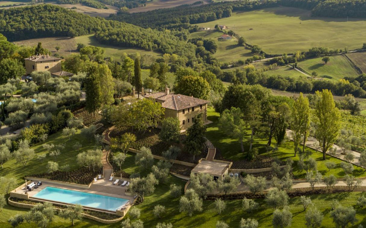 Villa Montepulciano Siena Tuscany Pool Vineyard Benefizio Aer