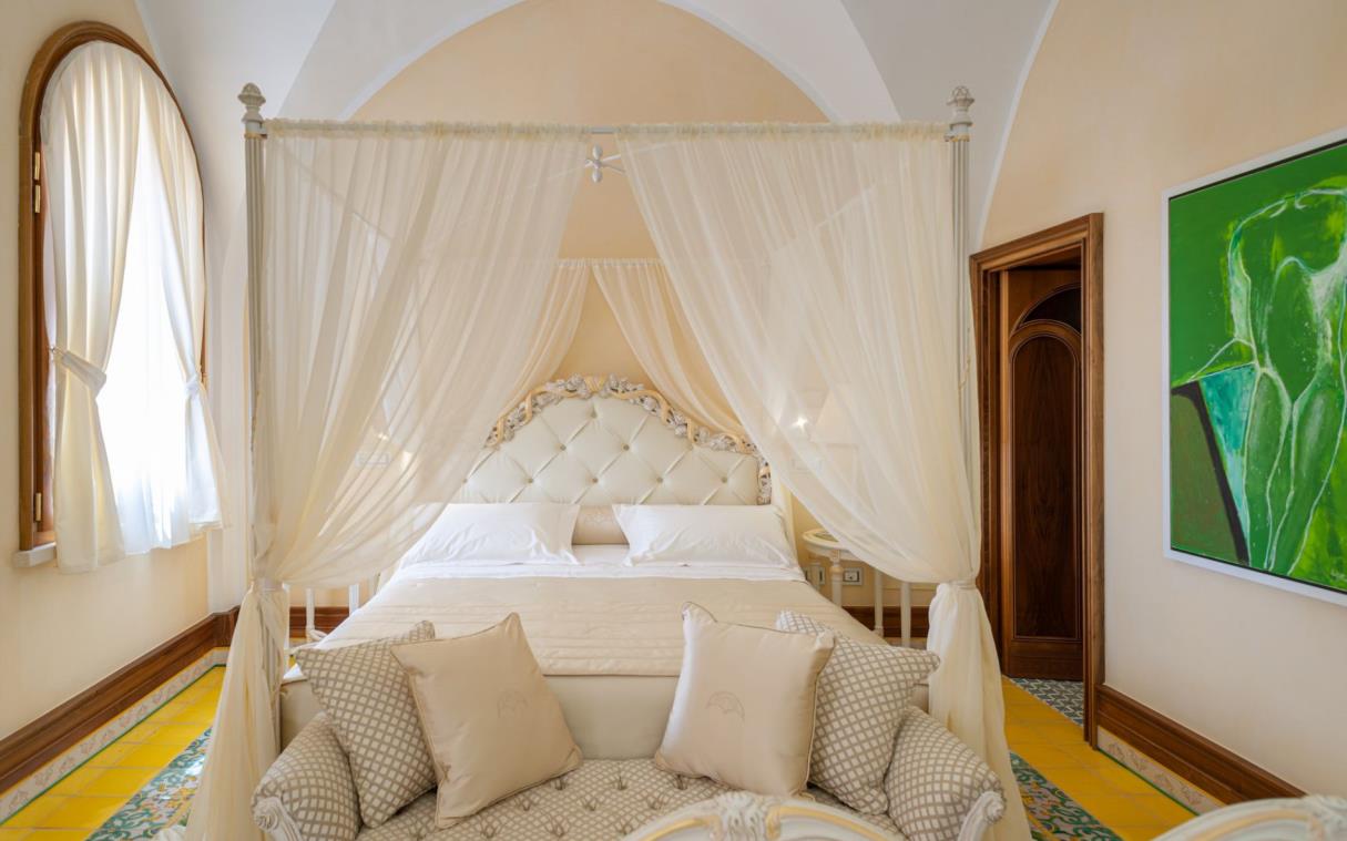 Villa Ravello Amalfi Coast Italy Luxury Pool Rondinaia Bed 14