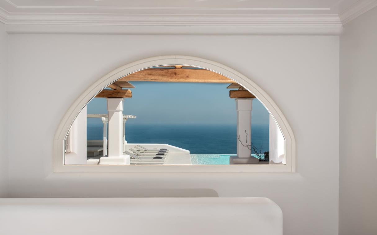 villa-santorini-cyclades-islands-greece-luxury-pool-o-santo-view