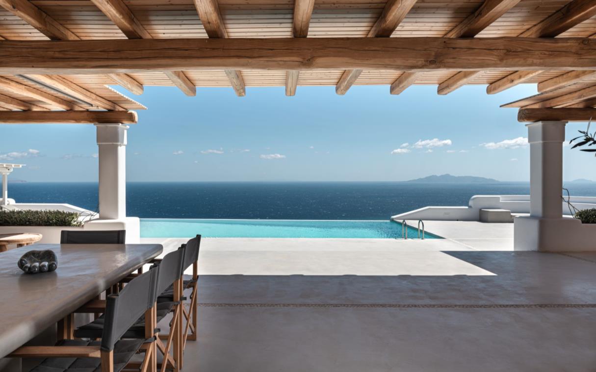 villa-santorini-cyclades-islands-greece-luxury-pool-o-santo-out-din (2)