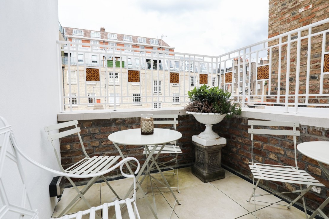 Henry's Townhouse