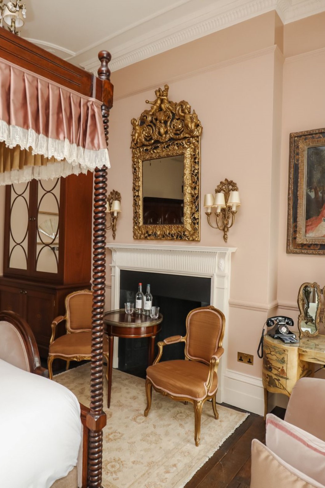 Henry's Townhouse