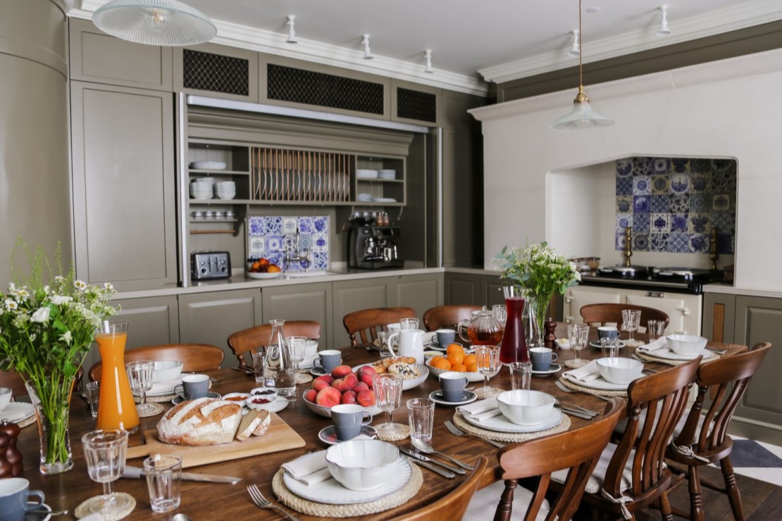 Henry's Townhouse