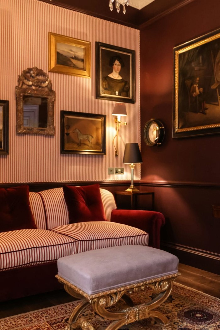 Henry's Townhouse