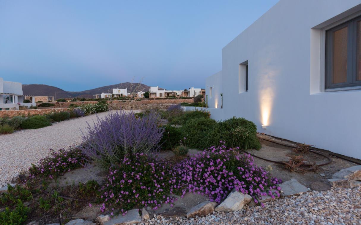 villa-paros-cyclades-greek-islands-greece-luxury-pool-doma-ext (1)
