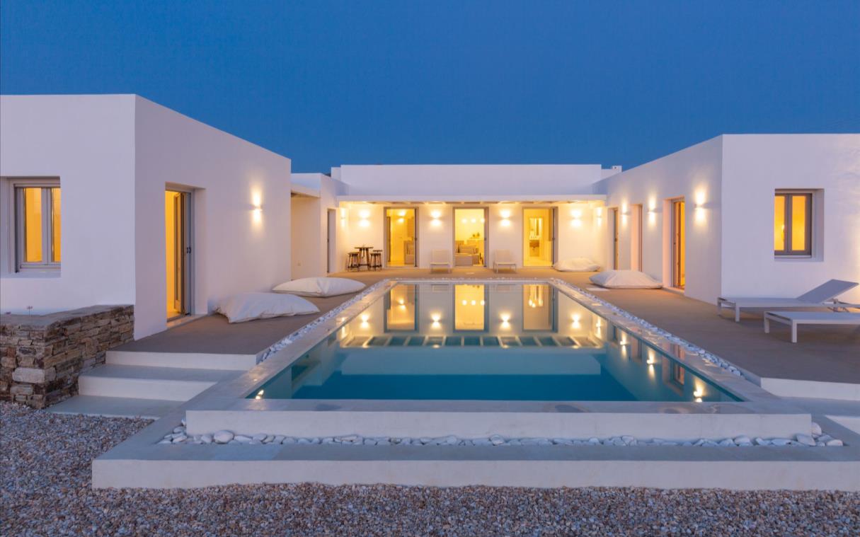 villa-paros-cyclades-greek-islands-greece-luxury-pool-doma-swim (4)