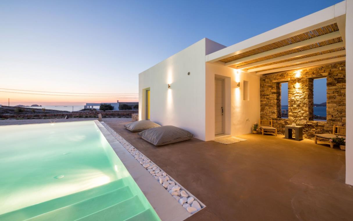 villa-paros-cyclades-greek-islands-greece-luxury-pool-doma-swim (9)