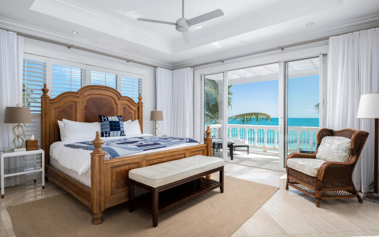 villa-turks-and-caicos-caribbean-luxury-beach-haven-house-bed (5)