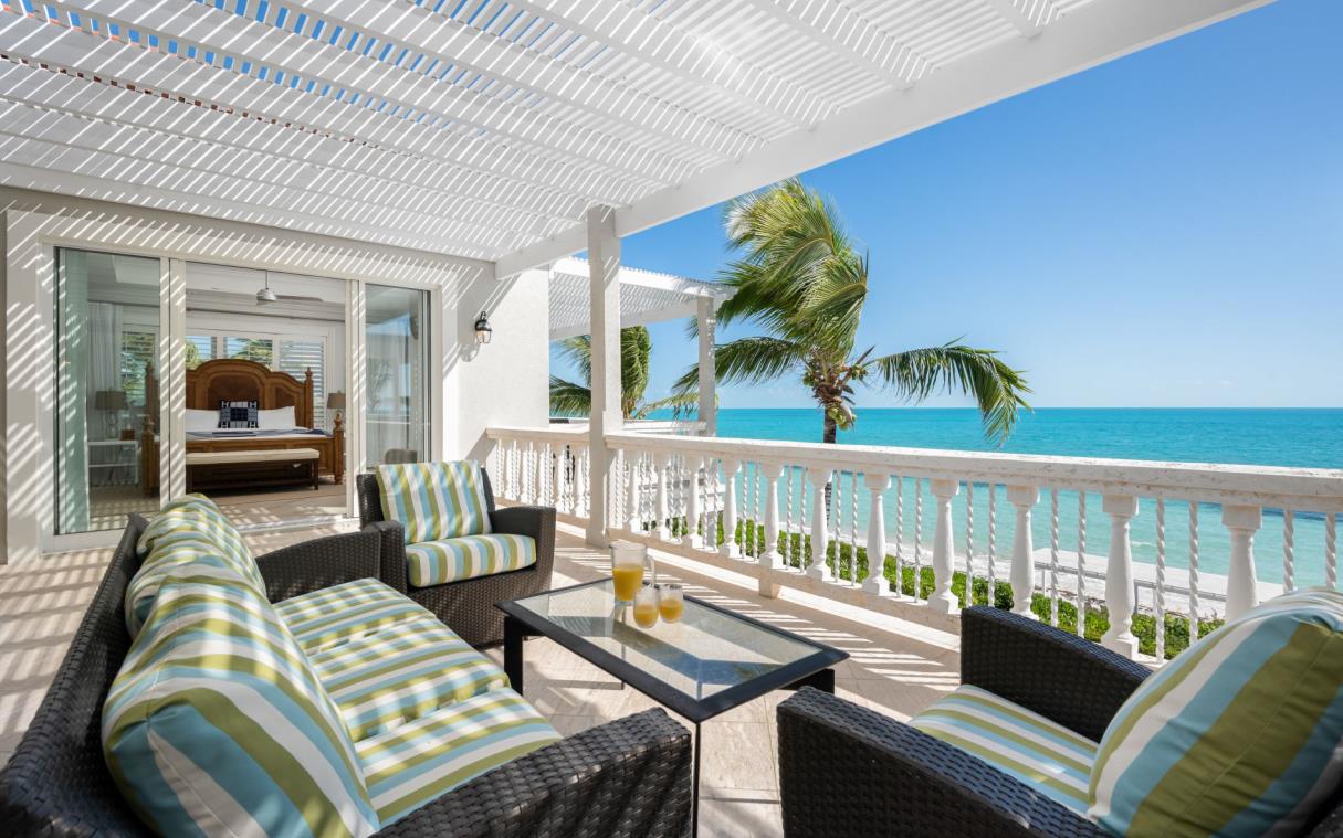 villa-turks-and-caicos-caribbean-luxury-beach-haven-house-ter (1)