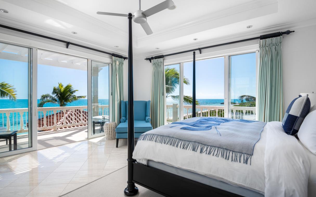 villa-turks-and-caicos-caribbean-luxury-beach-haven-house-bed (6)