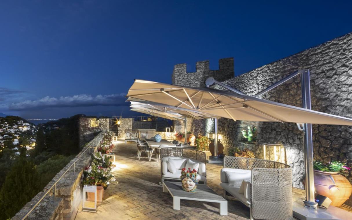 villa-capri-italy-luxury-pool-view-castiglione-view (2)