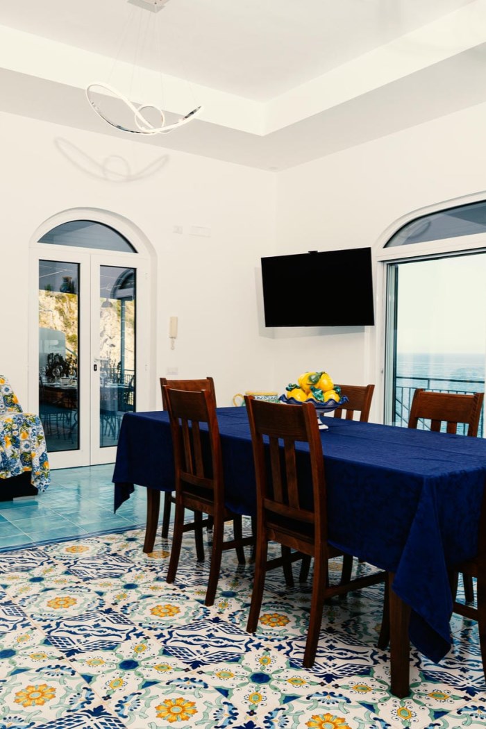 Villa Eris