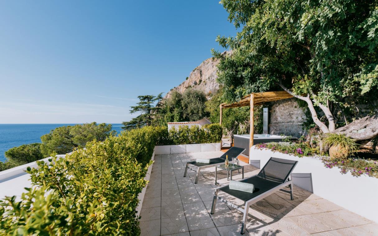 villa-conca-dei-marini-amalfi-coast-italy-luxury-pool-eris-ter (2)