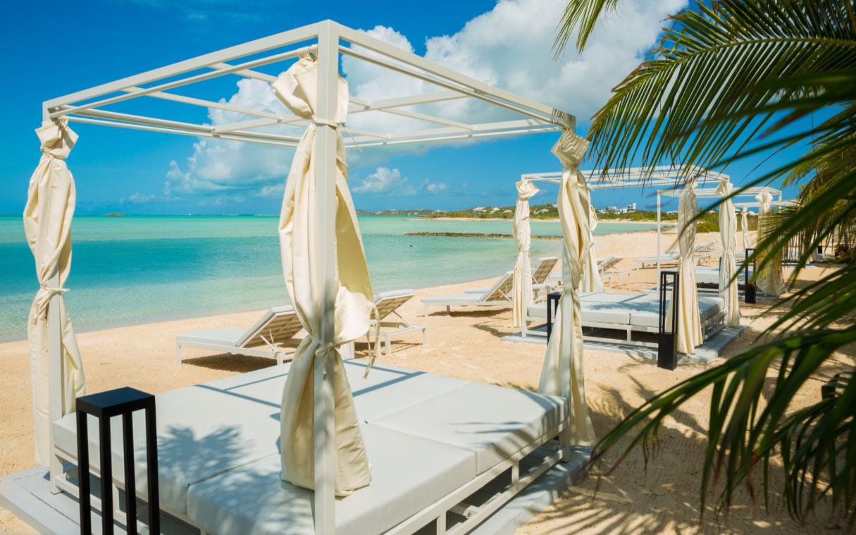 villa-turks-and-caicos-caribbean-beachfront-luxury-paradiso-del-mar-bea (7)