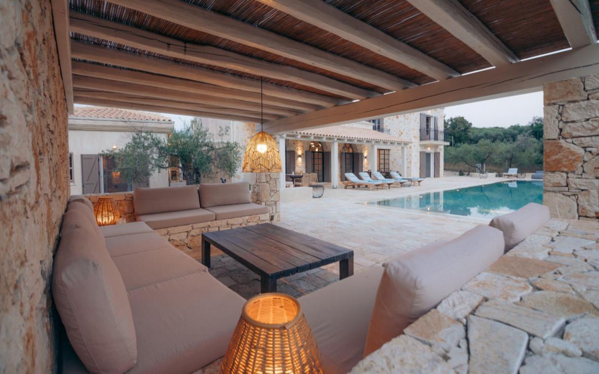 villa-corfu-ionian-islands-greece-luxury-pool-aegis-out-liv (3)