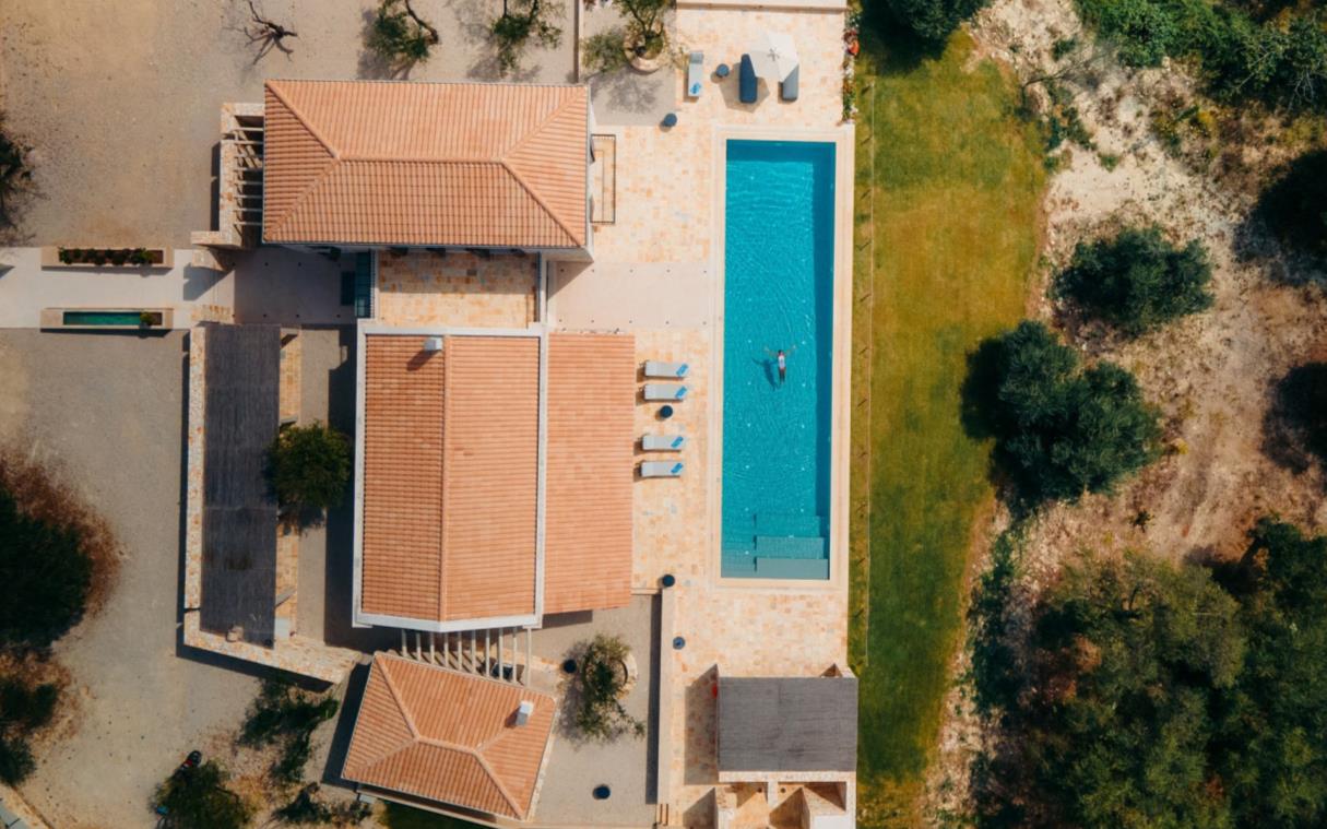 villa-corfu-ionian-islands-greece-luxury-pool-aegis-aer (5)