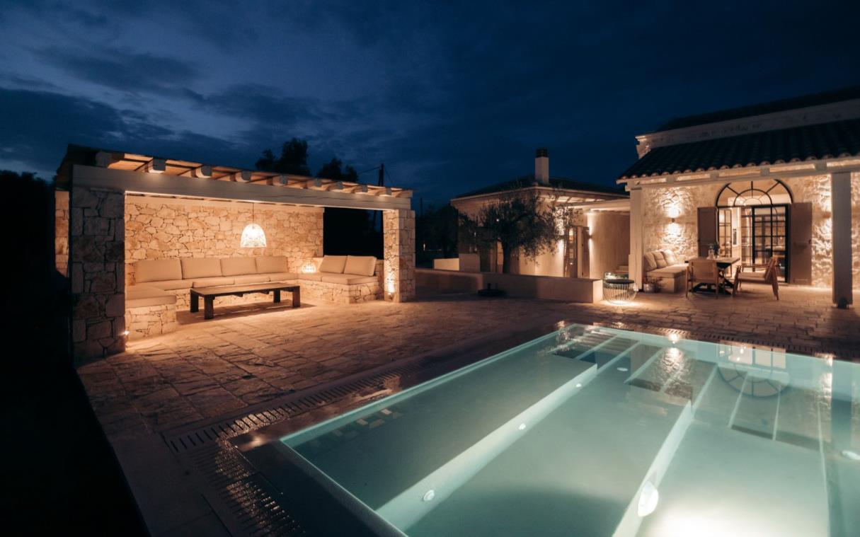 villa-corfu-ionian-islands-greece-luxury-pool-aegis-out-liv (4)