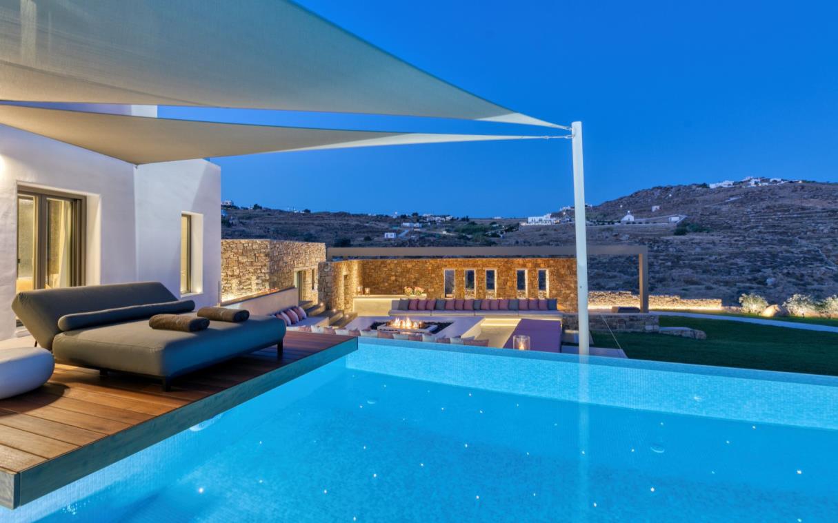 villa-mykonos-cyclades-greece-luxury-pool-ataraxia-swim (4)