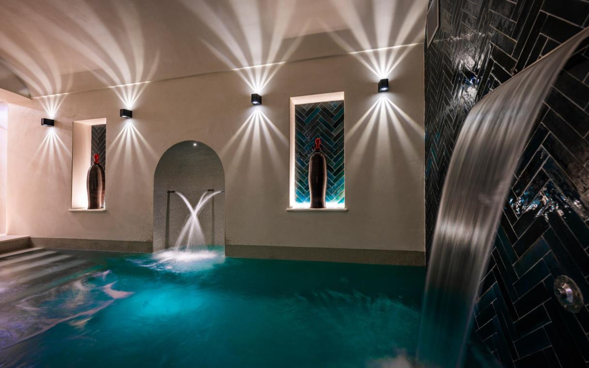 villa-amalfi-coast-italy-luxury-indoor-pool-frangi-swim-in (2)