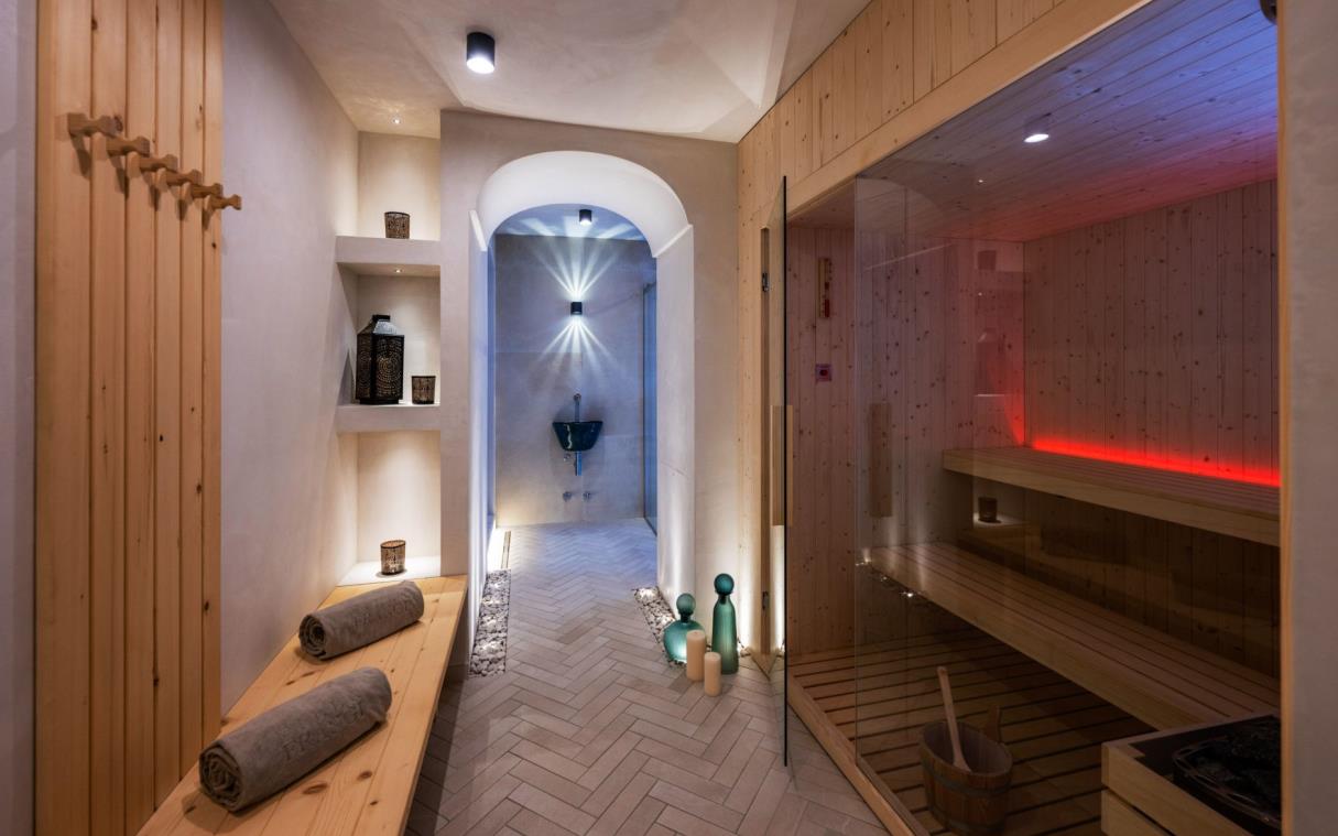 villa-amalfi-coast-italy-luxury-indoor-pool-frangi-spa (1)