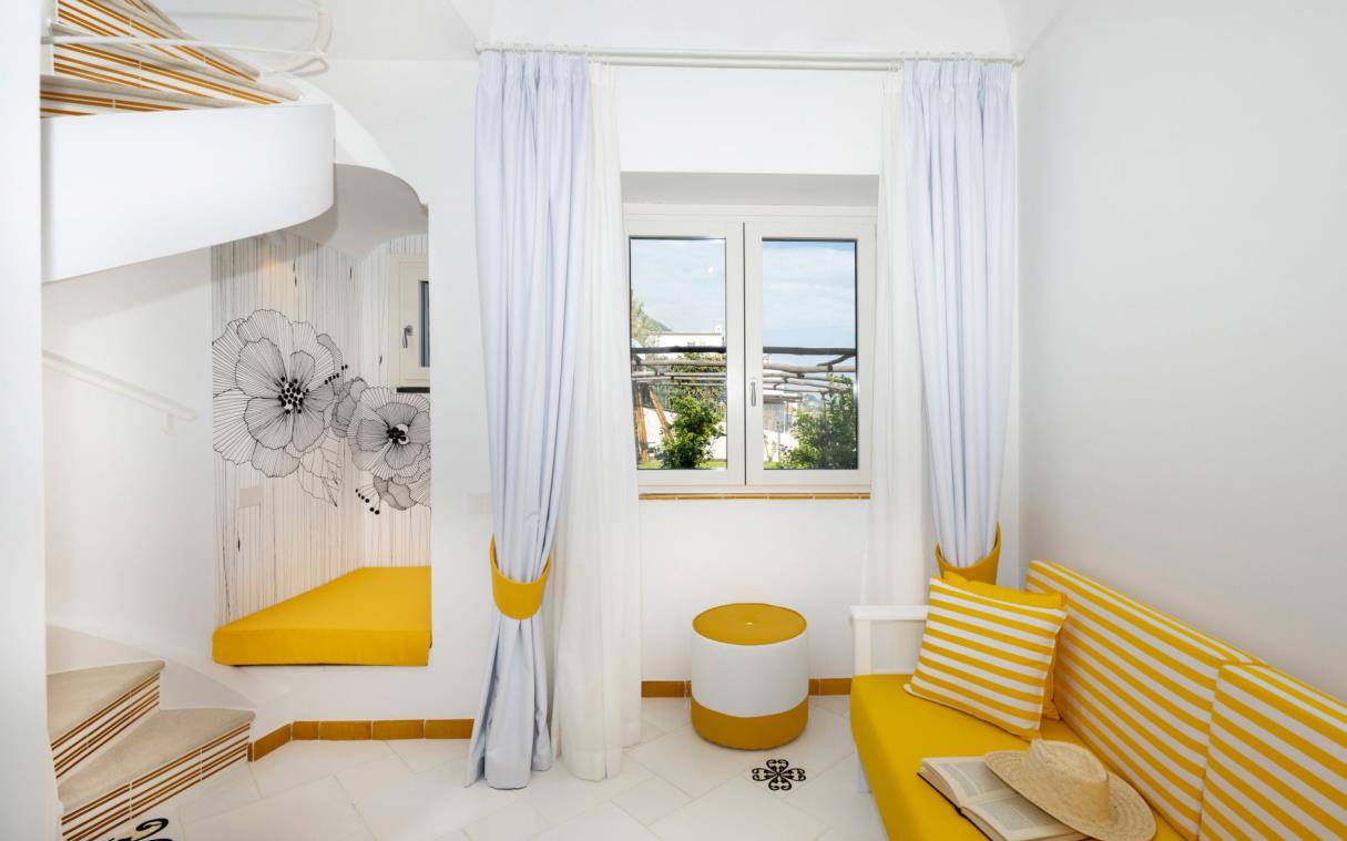 villa-amalfi-coast-italy-luxury-indoor-pool-frangi-bed (13)