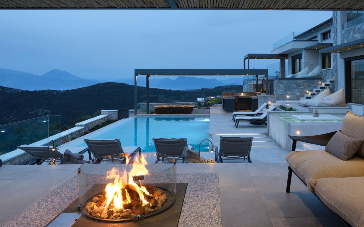 villa-lefkada-ionian-islands-greece-luxury-pool-escape-view-swim (8)
