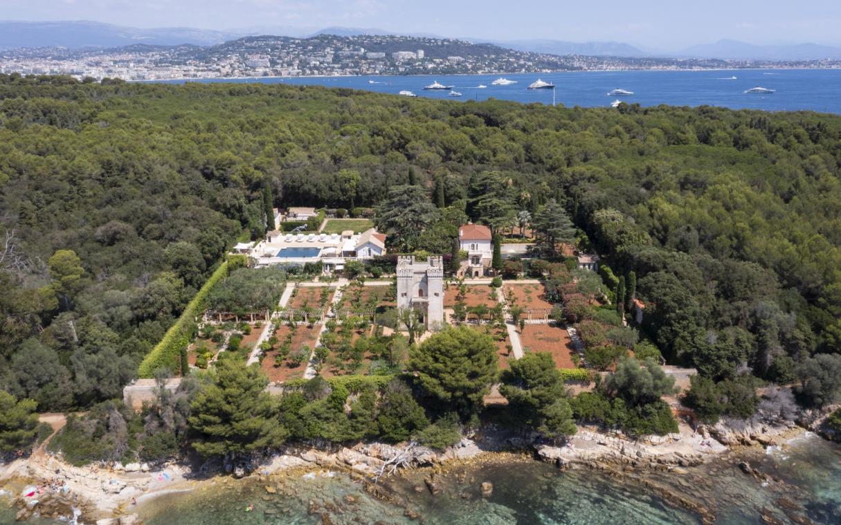 villa-cannes-cote-d-azur-france-luxury-sea-pool-le-grand-jardin-aer (3)