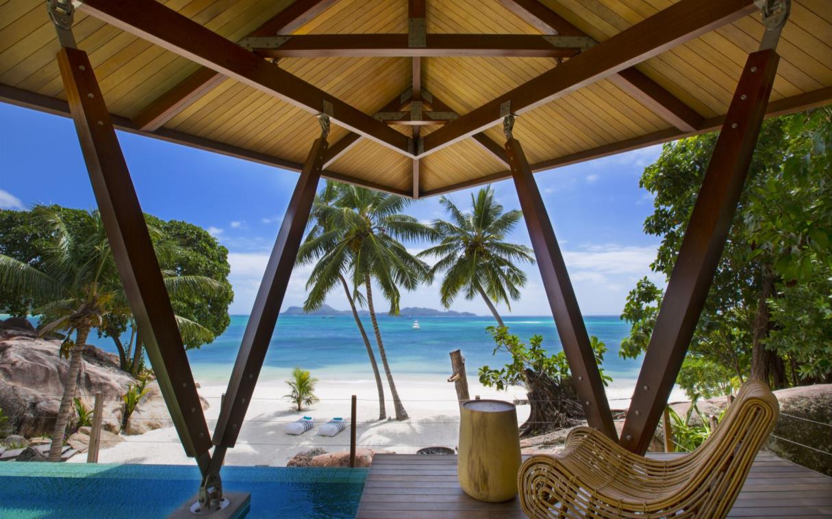 villa-seychelles-luxury-beach-pool-deckenia-terr