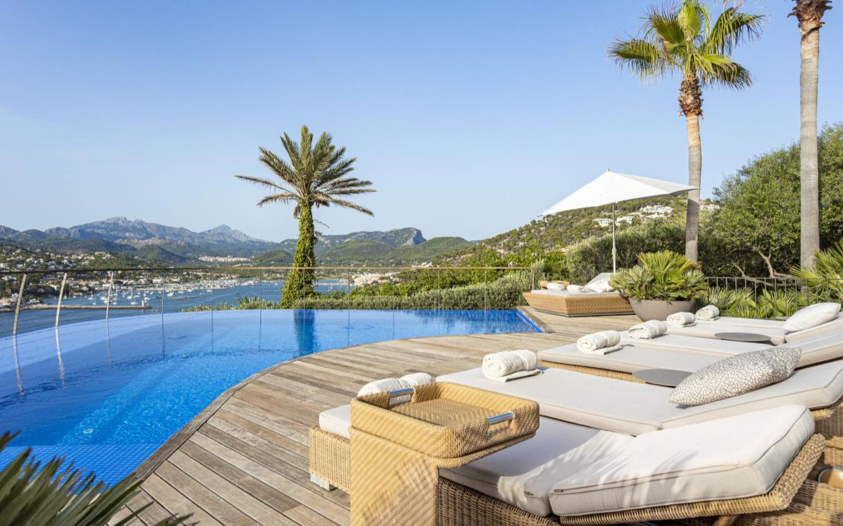 villa-marbella-spain-luxury-pool-sea-mimosa-swim (3)