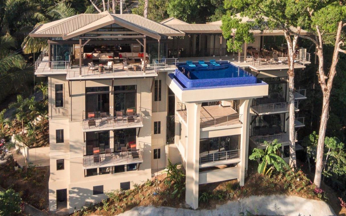 villa-manuel-antonio-costa-rica-luxury-pool-sea-views-vista-hermosa-aer.jpg