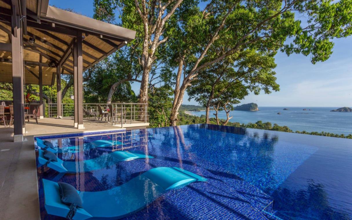 villa-manuel-antonio-costa-rica-luxury-pool-sea-views-vista-hermosa-poo (9).jpg