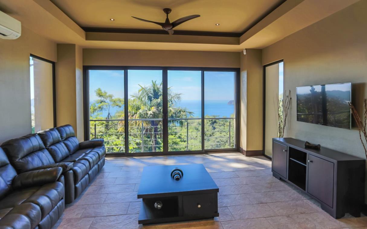 villa-manuel-antonio-costa-rica-luxury-pool-sea-views-vista-hermosa-tv-room (1).jpg