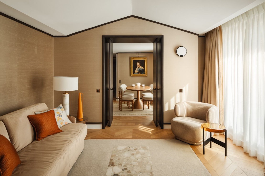 Hotel de Sers Marquis Apartment