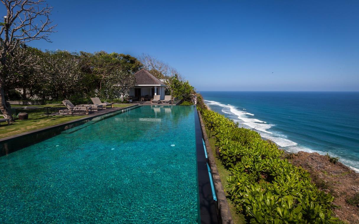 villa-uluwatu-bali-indonesia-luxury-beach-chalet-spa-pool (3).jpg