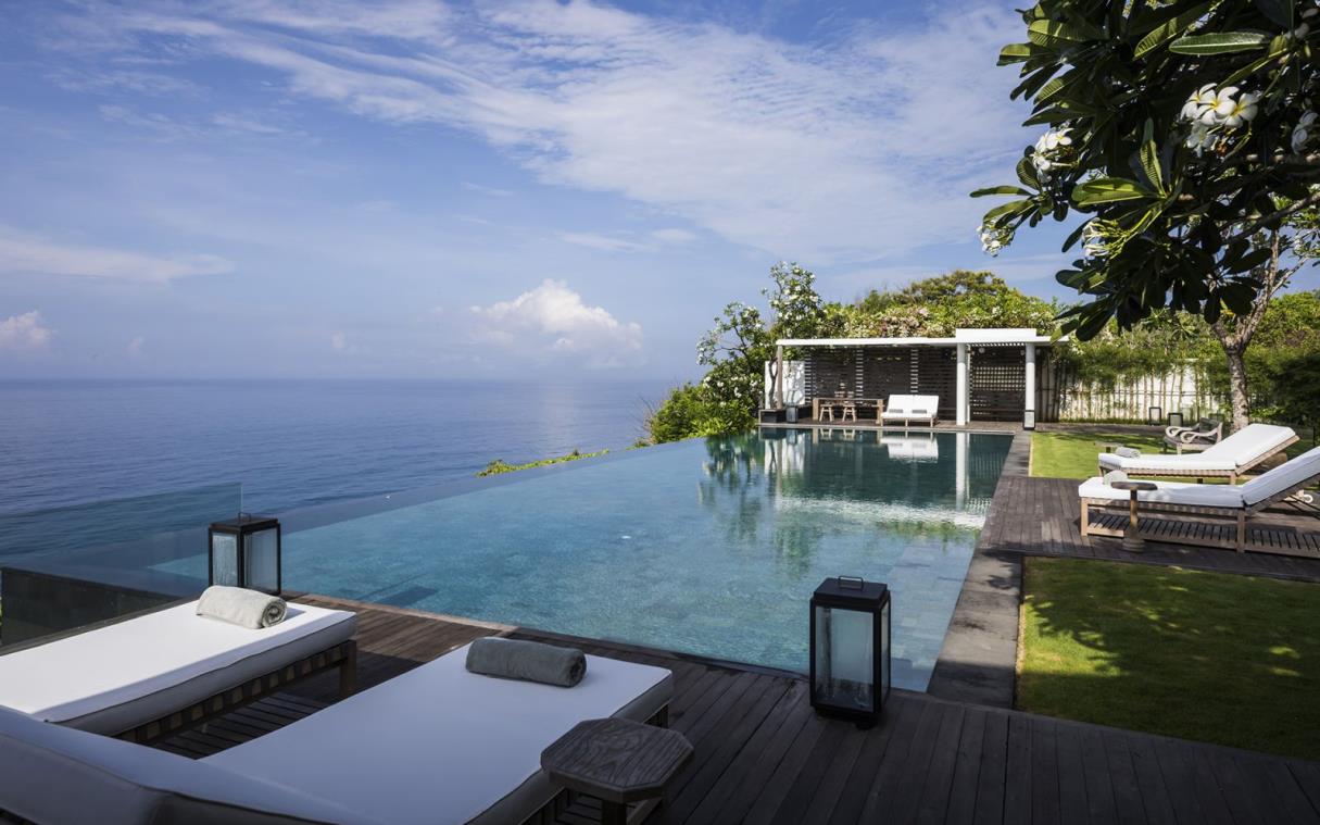 villa-uluwatu-bali-indonesia-luxury-beach-chalet-spa-bali-pool (1).jpg