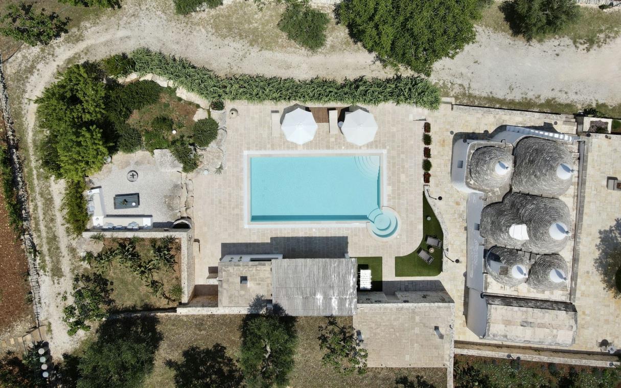 villa-apulia-italy-luxury-pool-trullo-fasano-aer