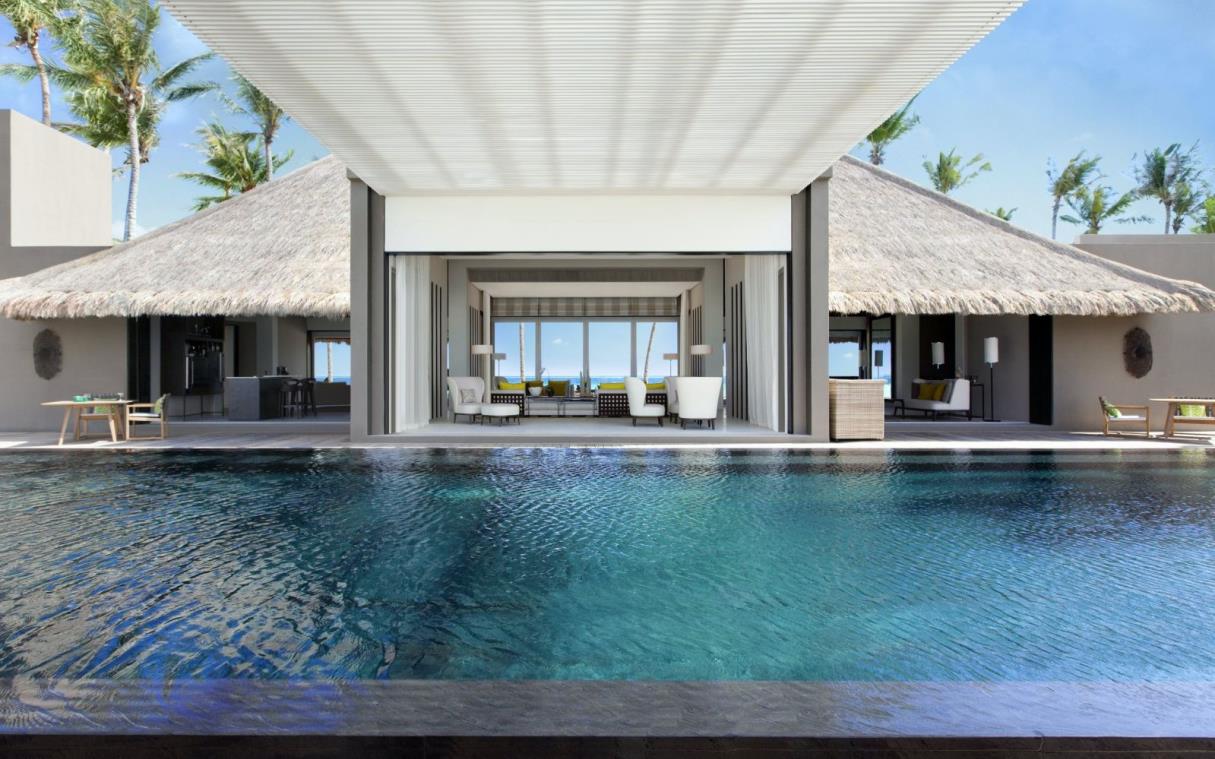 Villa Maldives Private Island Luxury Beach Cheval Blanc Randheli V Swim