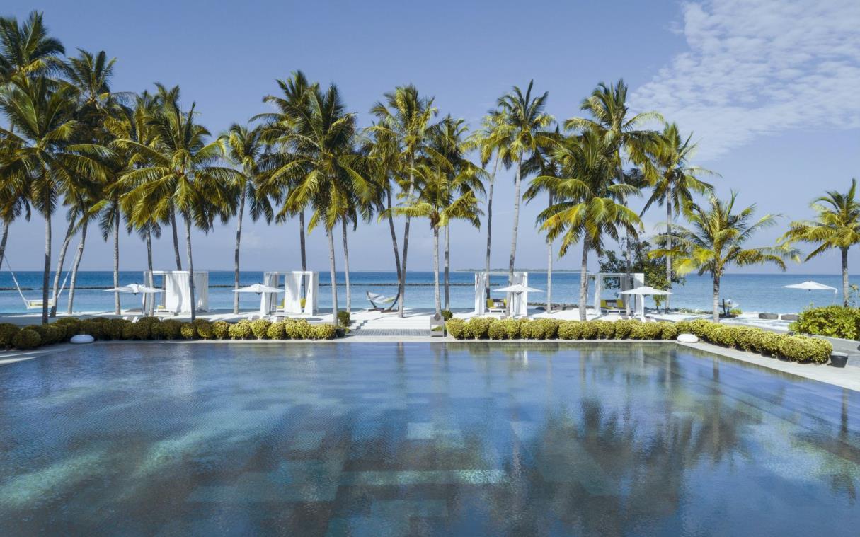 Villa Maldives Private Island Luxury Beach Cheval Blanc Randheli I Fac 4