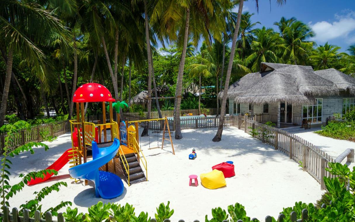 villa-maldives-island-pool-great-beach-villa-residence-ent (2).jpg