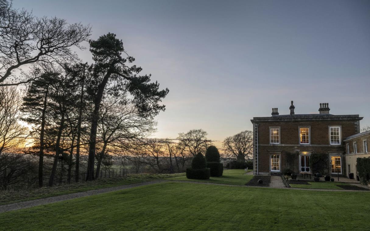 villa-leicestershire-england-uk-manor-house-luxury-keythorpe-hall-ext