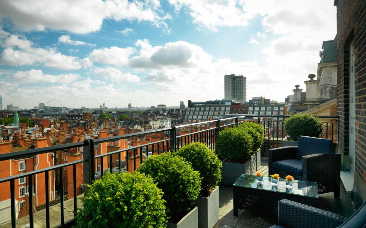 apartment-london-luxury-grosvenor-house-mayfair-penthouse-suite-bal (1).jpg