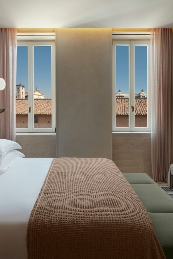 Two-Bedroom Signature Suite Lata