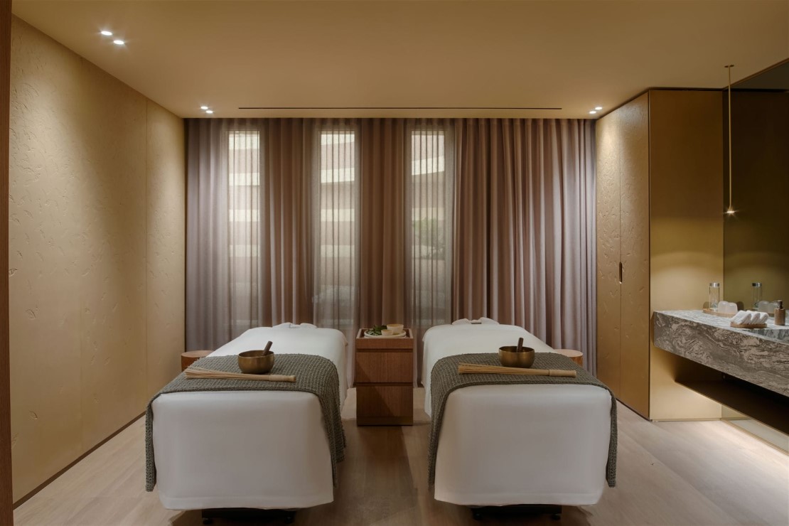 Two-Bedroom Signature Suite Lata