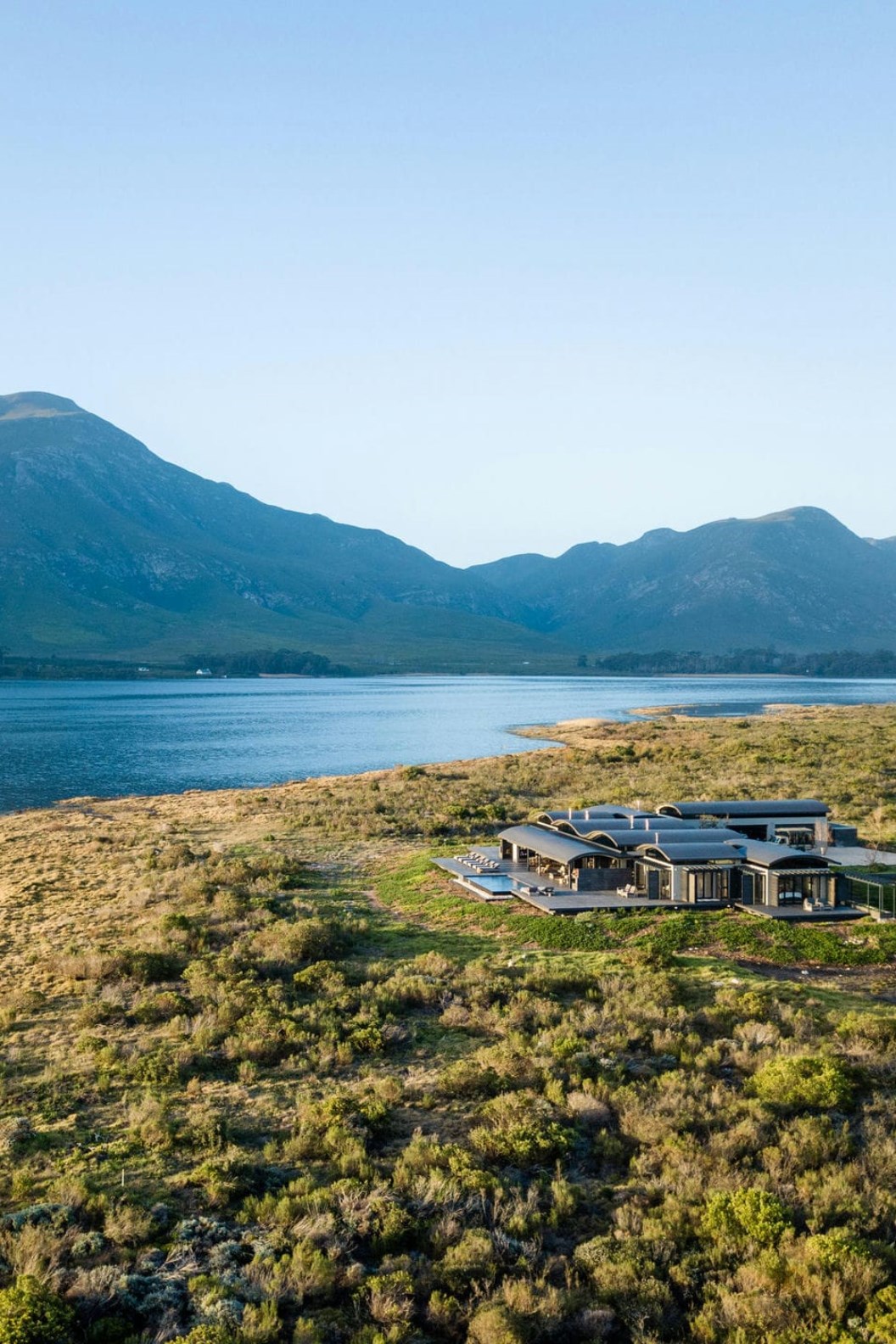 Perivoli Lagoon House