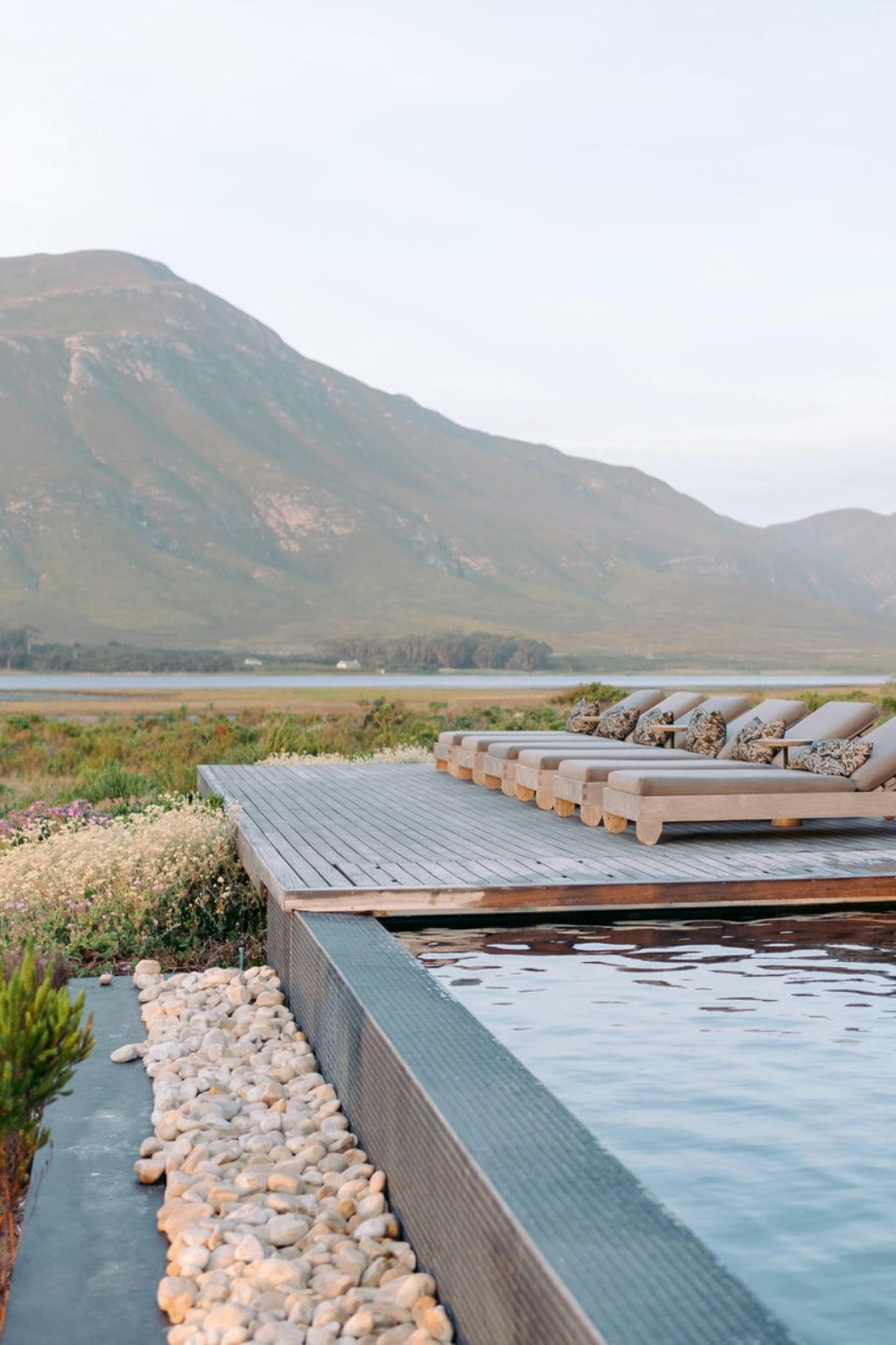 Perivoli Lagoon House