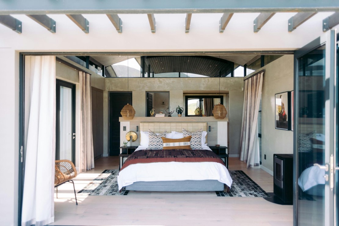 Perivoli Lagoon House