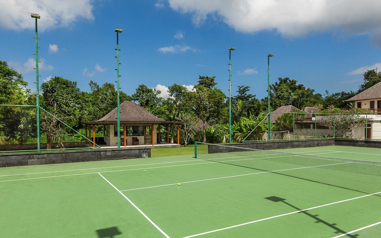 villa-bali-indonesia-luxury-beach-sea-views-the-beji-tennis.jpg