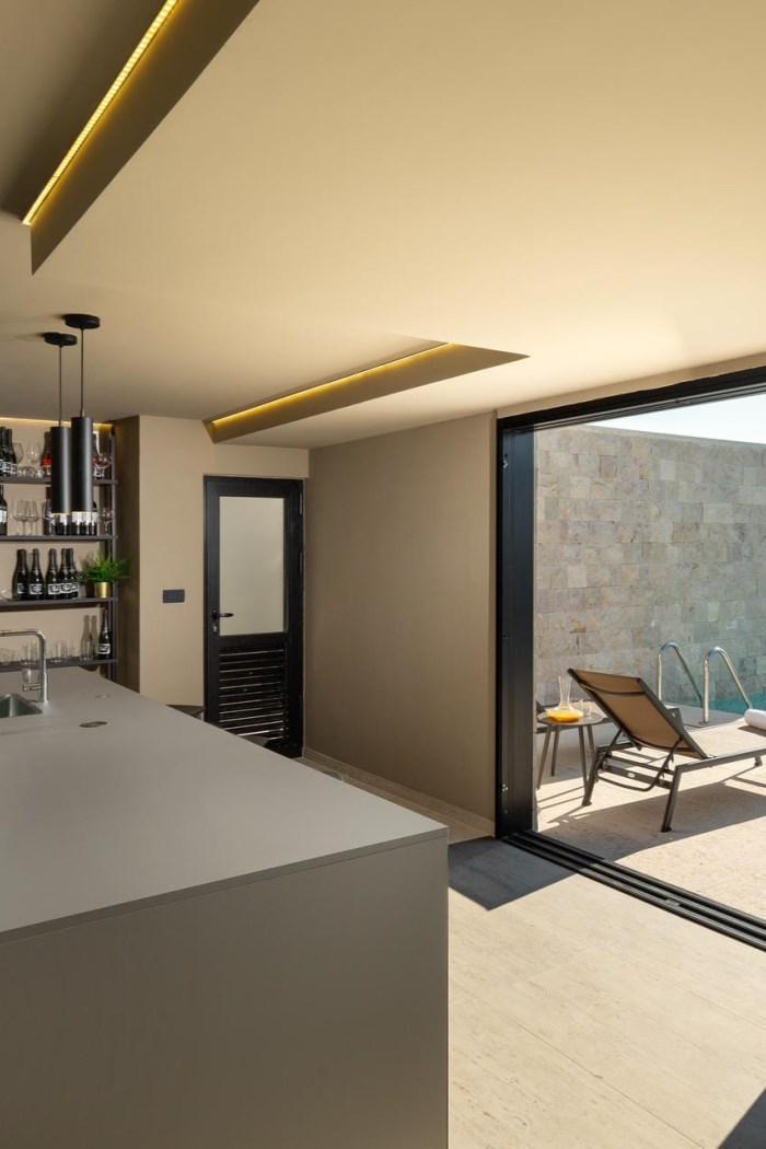 Elena & Frida Residence