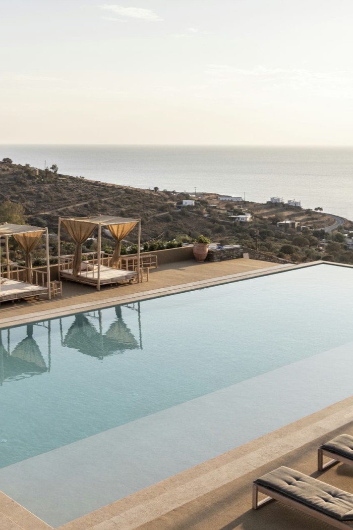 Villa Naos
