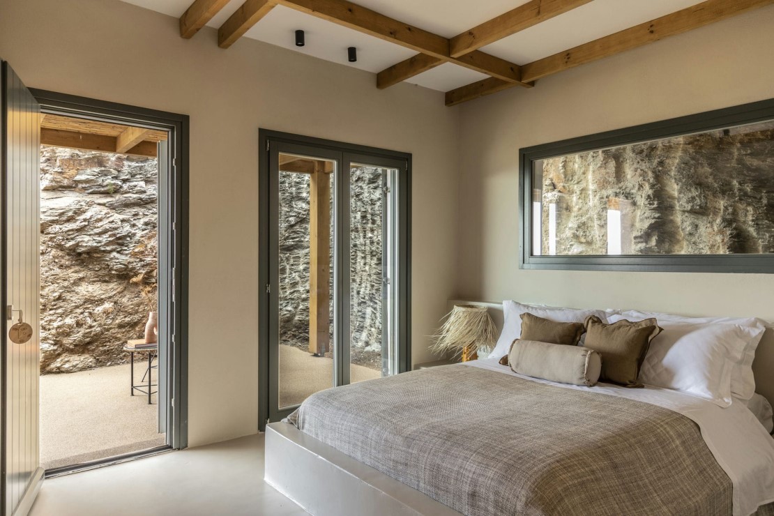 Villa Naos